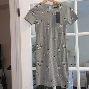 NWT French Connection gray floral pattern scoop neck spring tshirt dress